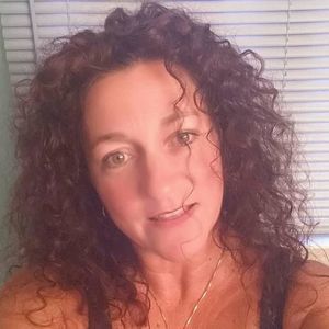 Meet your Posher, Virginia